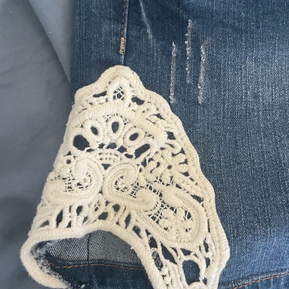 Maternity Jean Shorts - Picture 3 of 4